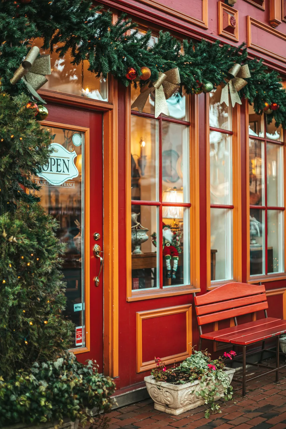 Storefront — Downtown Pensacola